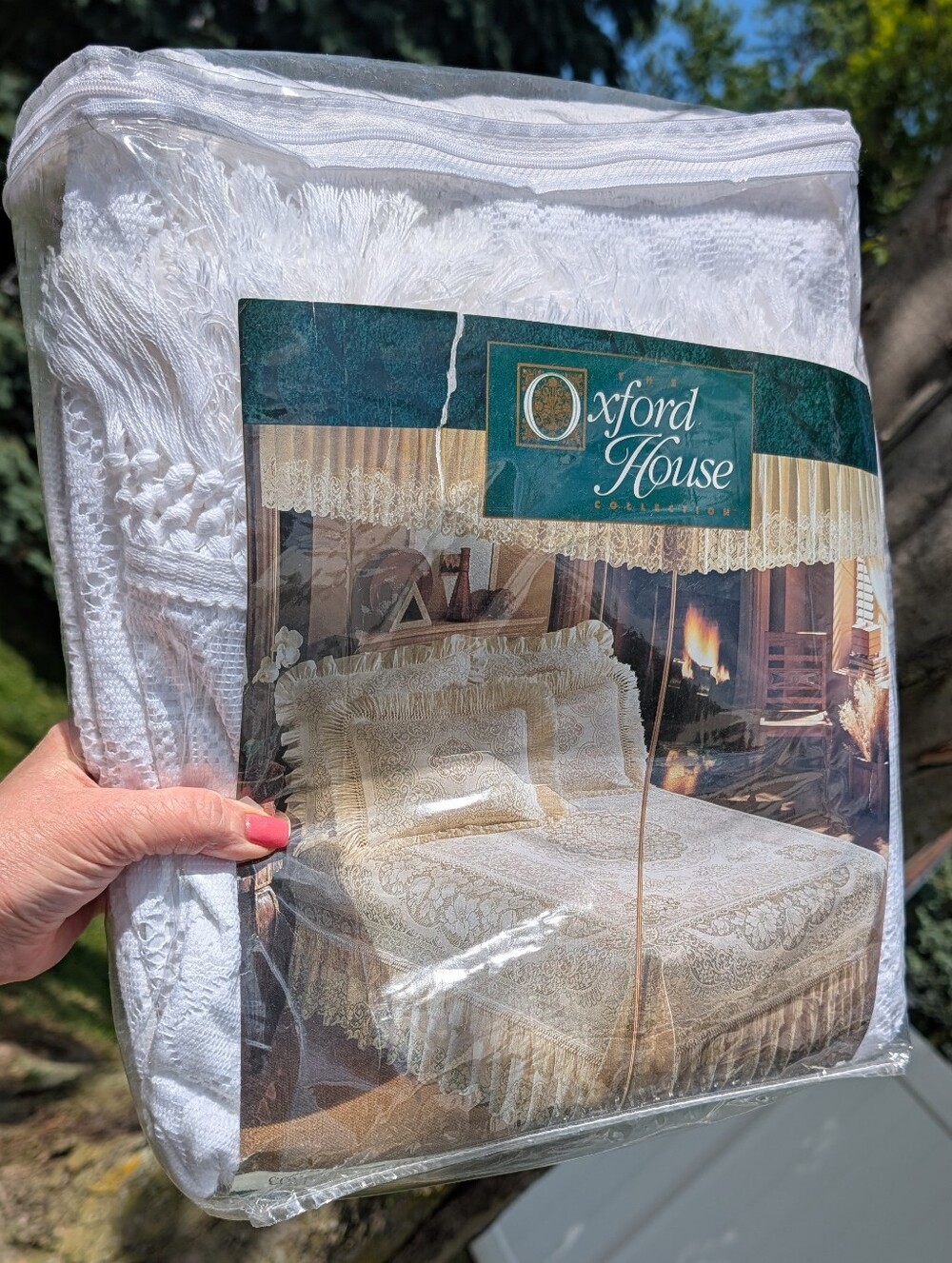 Oxford House Somerset Rose Lace Bedspread Coverlet White Lined Fringe Twin NEW